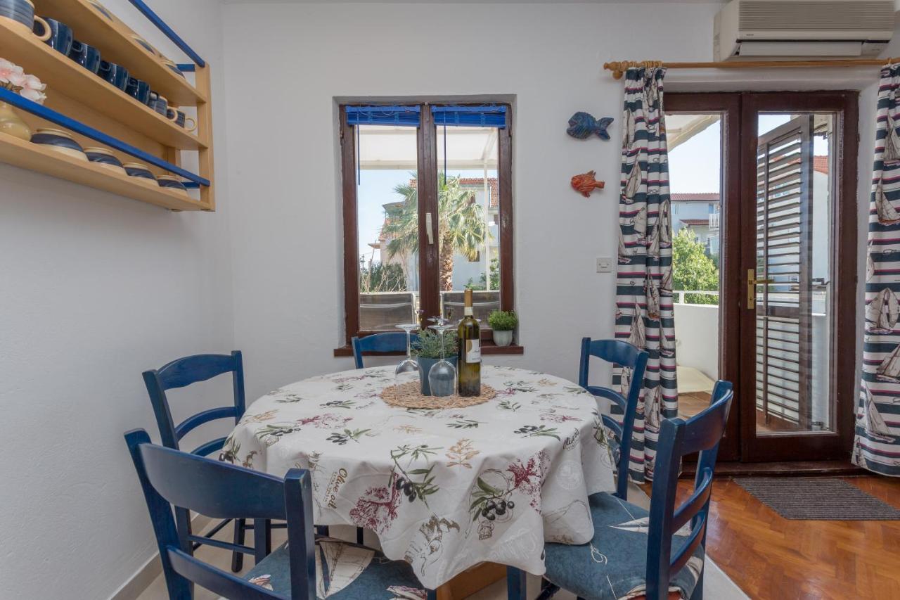 So Hvar So Good! Spacious With Terrace Apartment Хвар Екстериор снимка